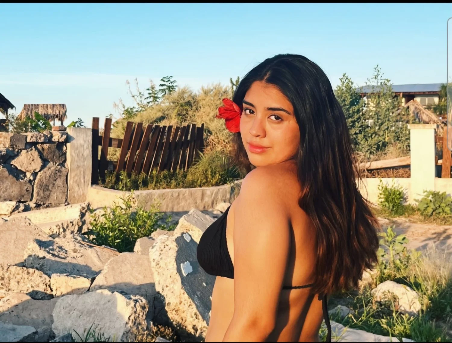 Valen tina gosta de exibir image 9
