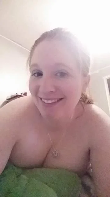 Cute fat Buffalo slut main image