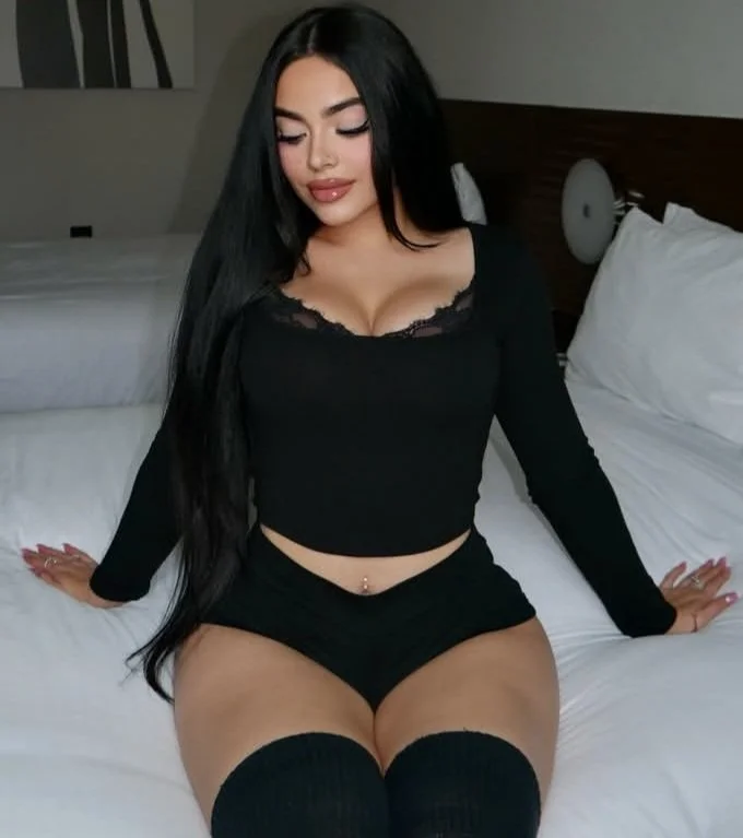 Thicc MVP Ring Girl image 11