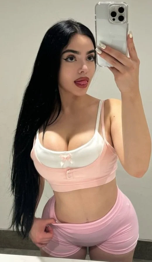 Thicc MVP Ring Girl image 41