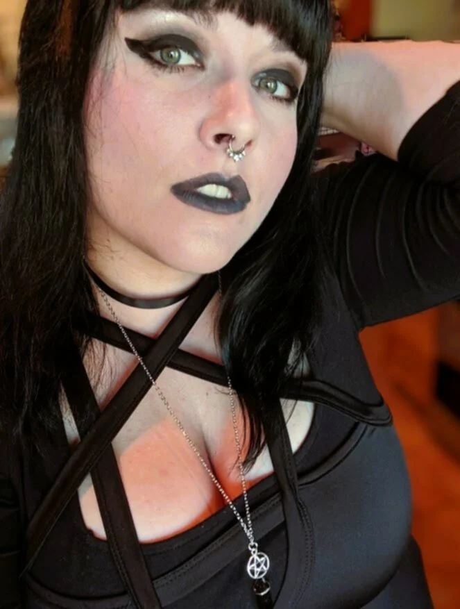 Fat slut Amber image 5