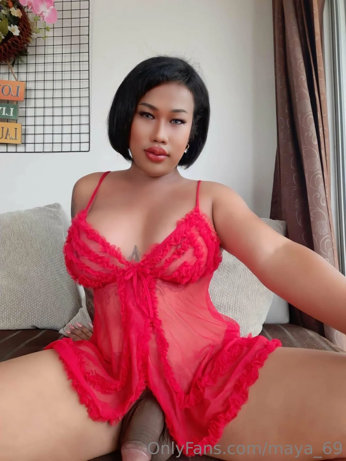 Maya Cobra Queen Trans Sexy image 2