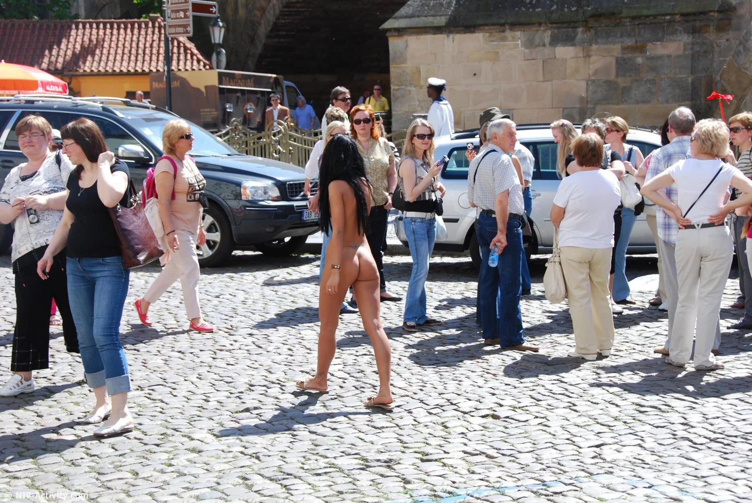 Only One Naked 9 image 36