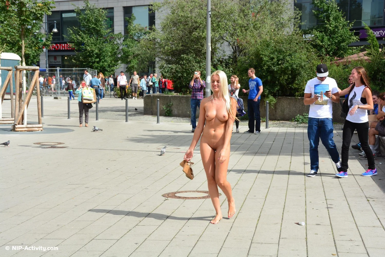 Only One Naked 9 image 7