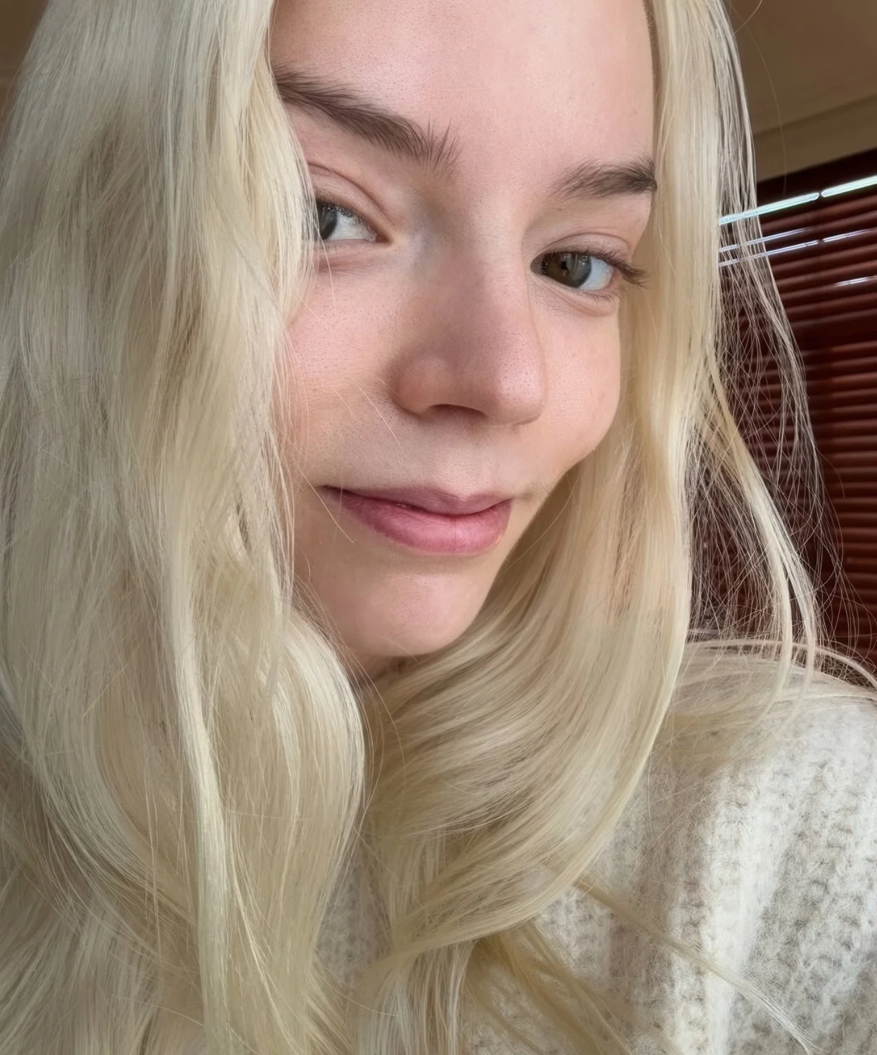 Anya Taylor-Joy [1] image 11