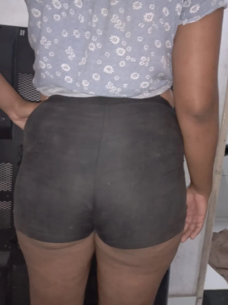 Esposa morena coroa madura. image 16