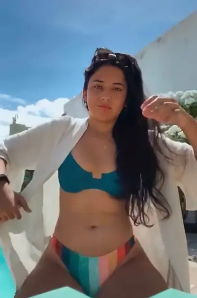 Dentista rabua caiu na net, gostosa vacilou e foi vazada cover image