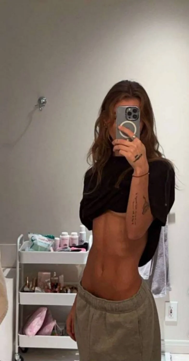She fine image 21