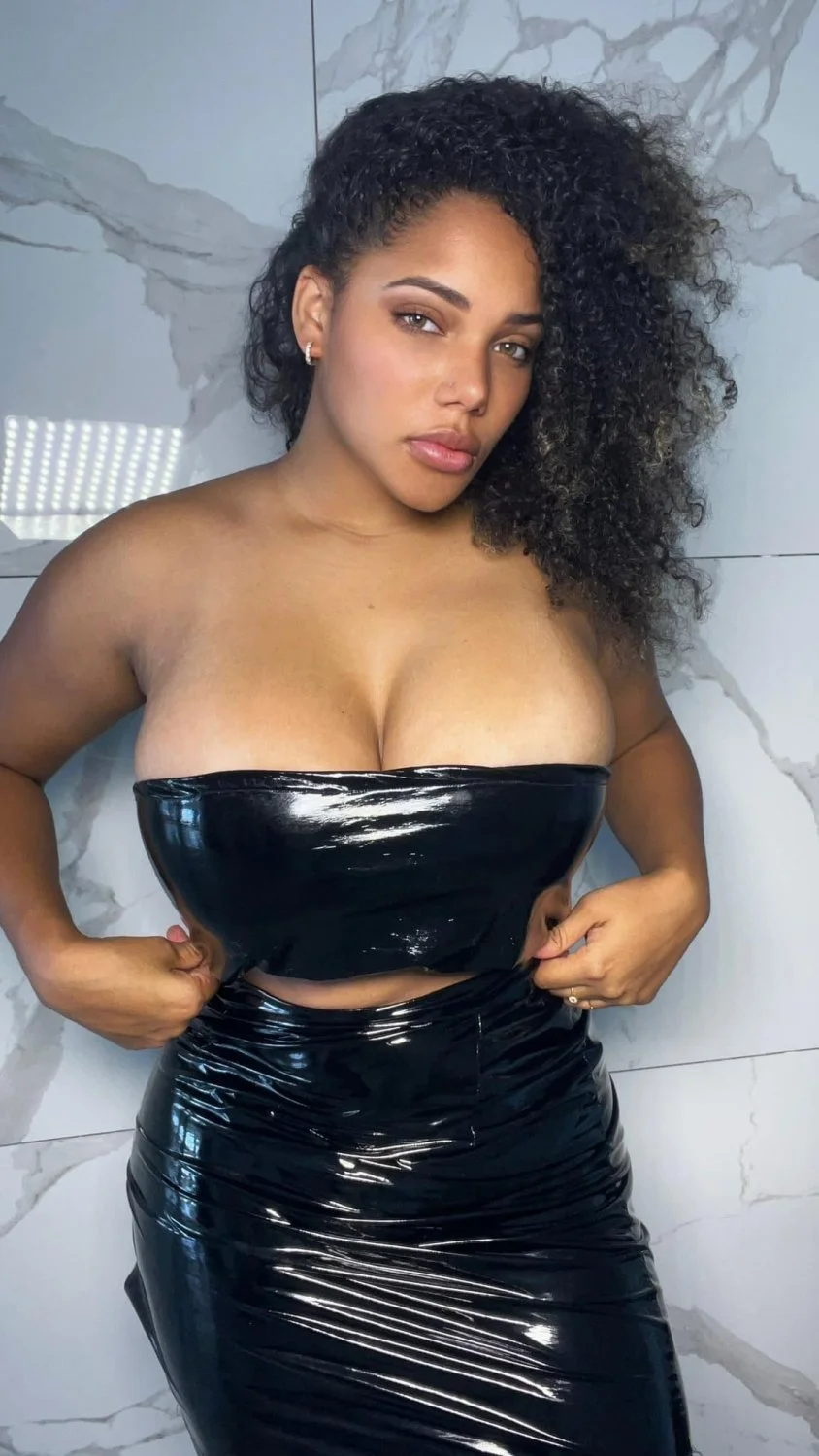 MissKixxy image 49