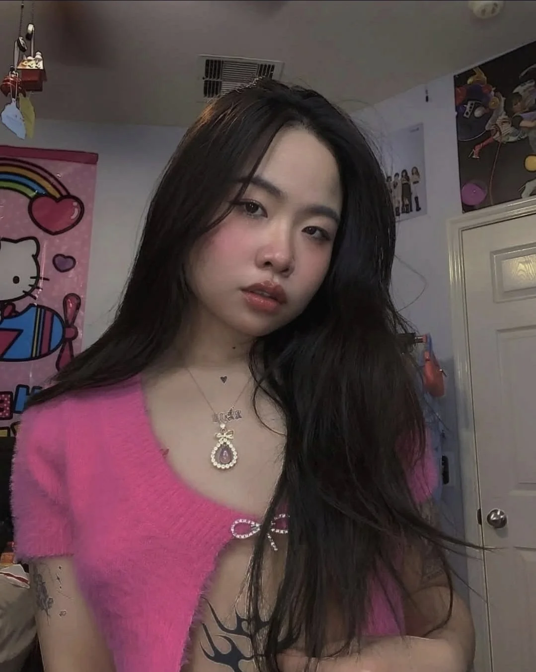 Asian ABG Vivian Nudes image 20