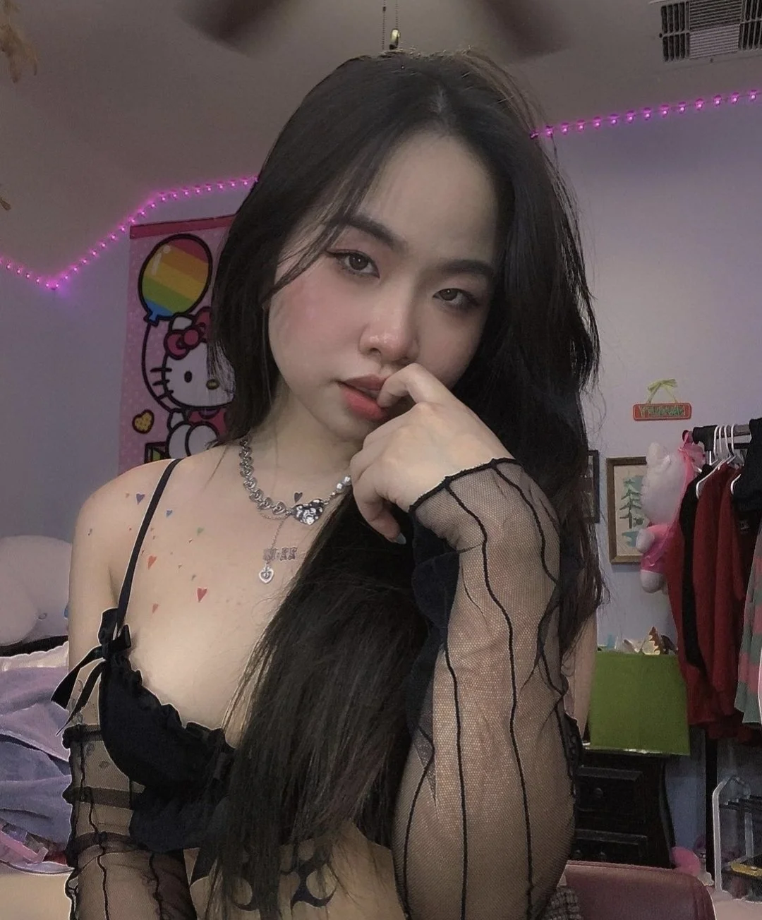 Asian ABG Vivian Nudes image 3