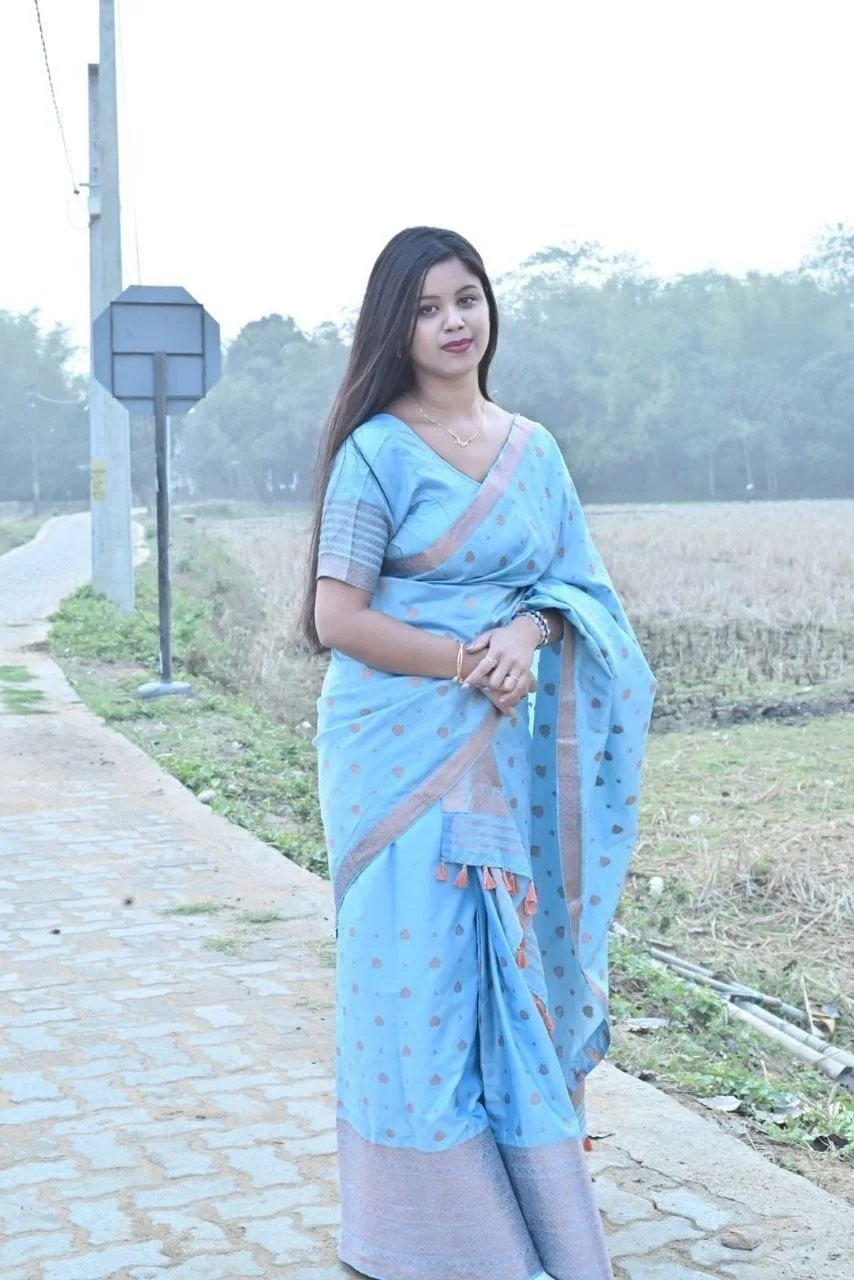 493 - Cute Desi girl image 11