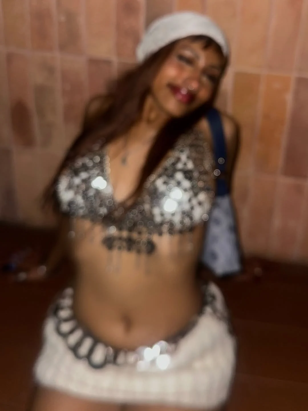 Elegent Desi beauty Huda image 5