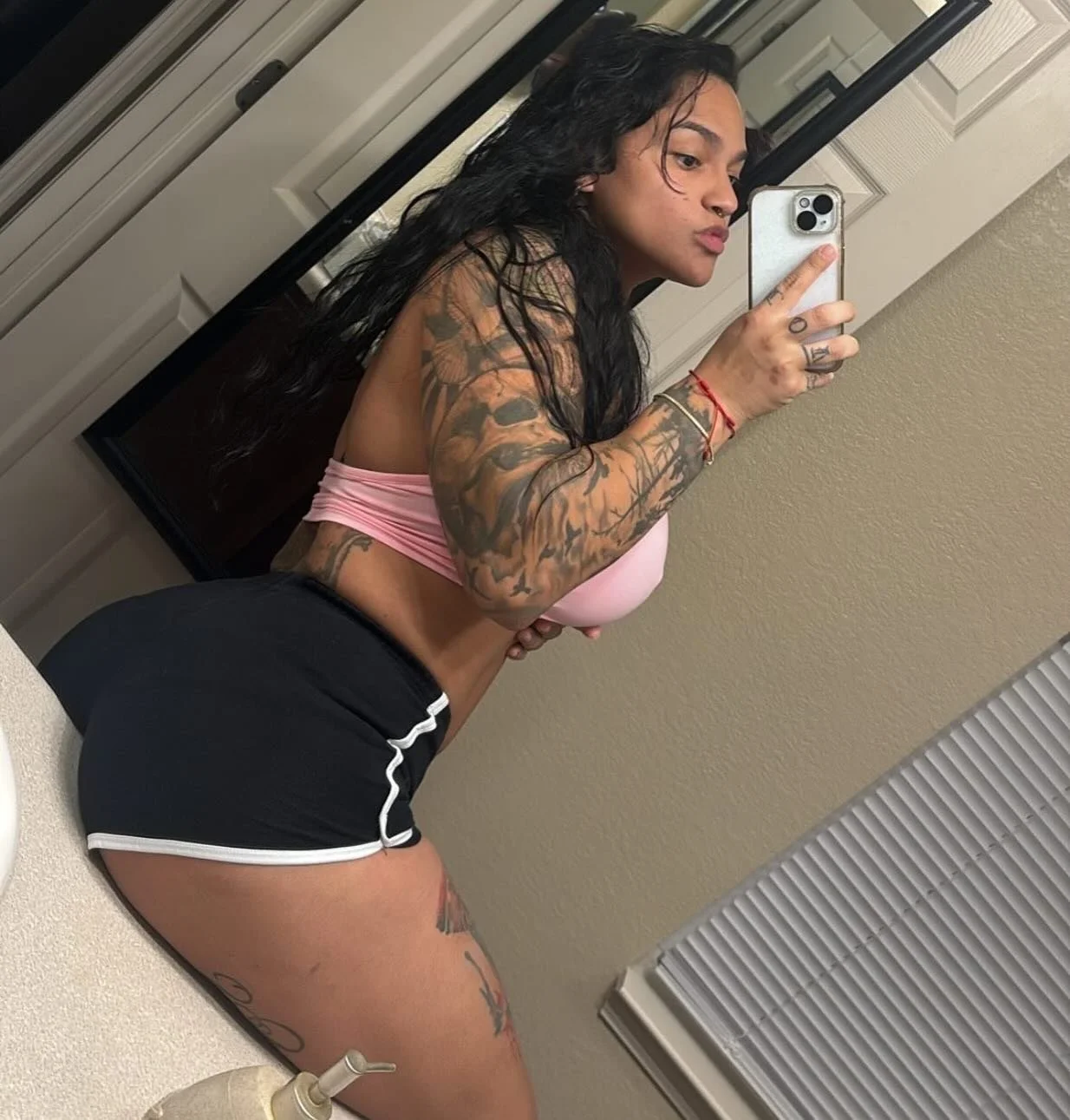 Morena Cavalona Muito Gostosa Puta Tatuada image 7