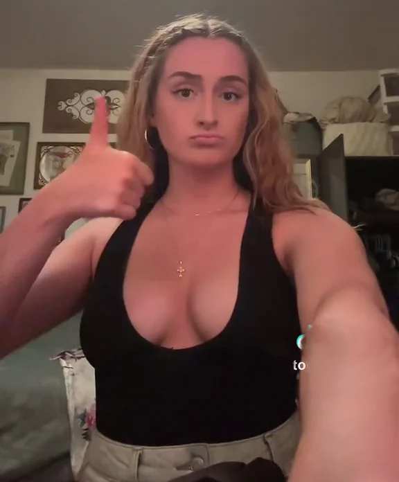 Cute Ohio Influencer Bartender image 9