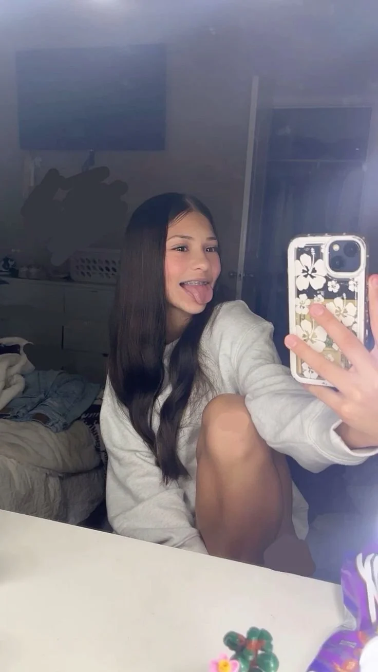 Teen cuties image 2