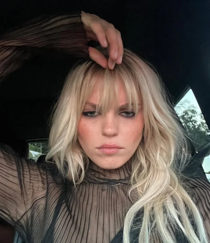 Renee rapp Turns me crazy hot as fuck image 3