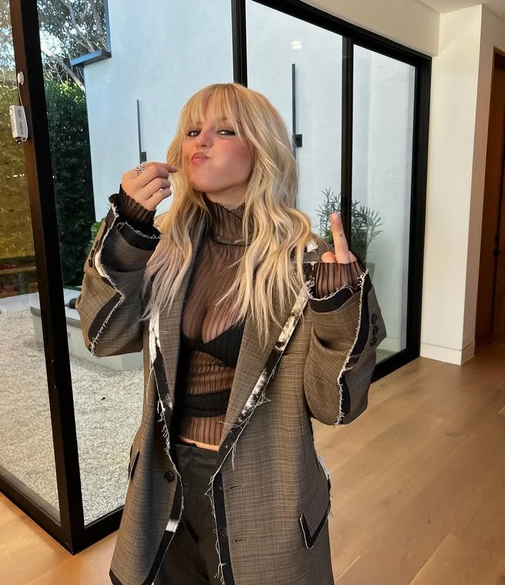 Renee rapp Turns me crazy hot as fuck image 49
