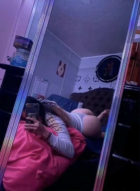 Sexy Latina p7 image 3