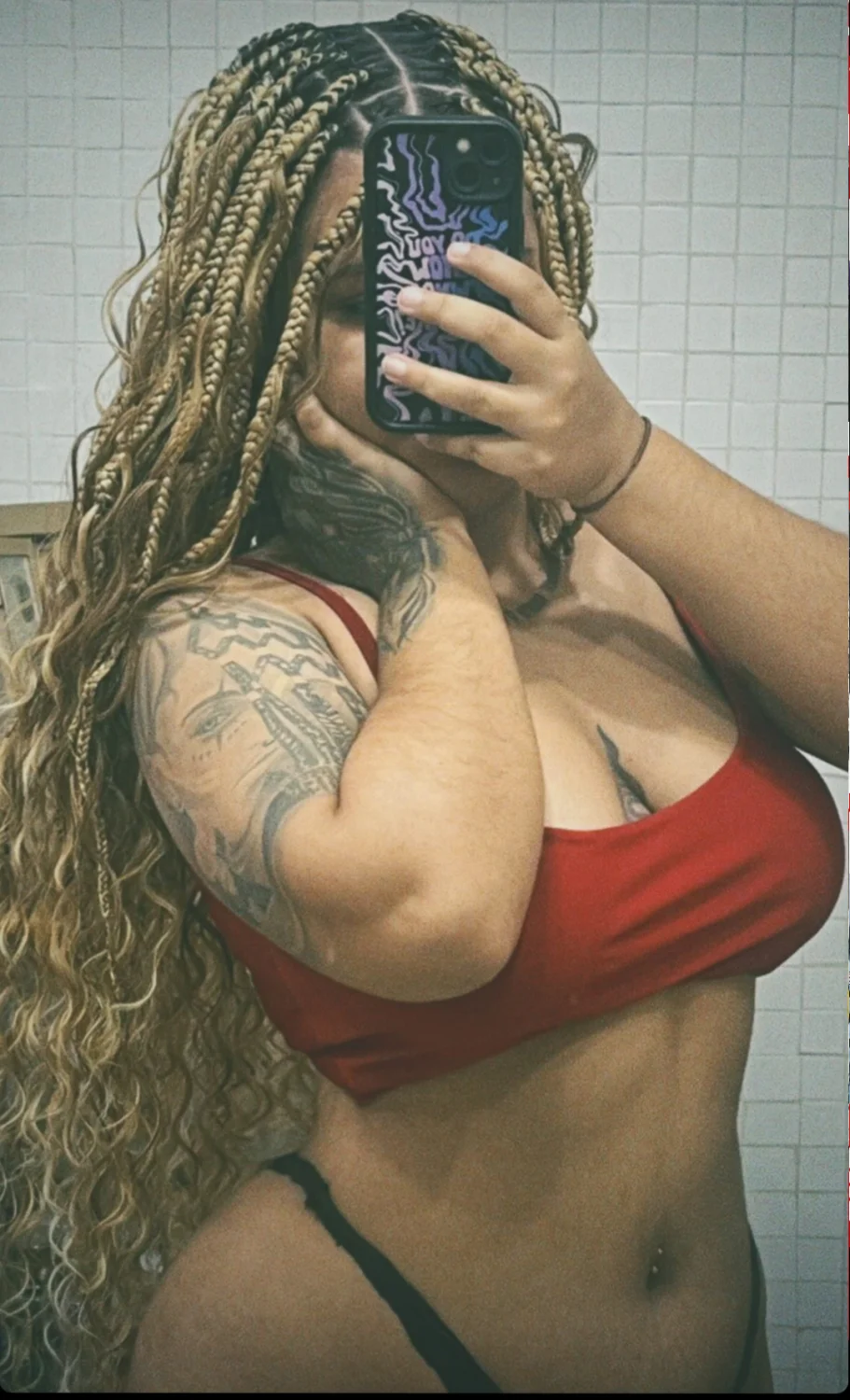 (Tthaissiqueira) Insta (Ela Vende Conteúdo mais sumiu tudo tem um tempo) image 4