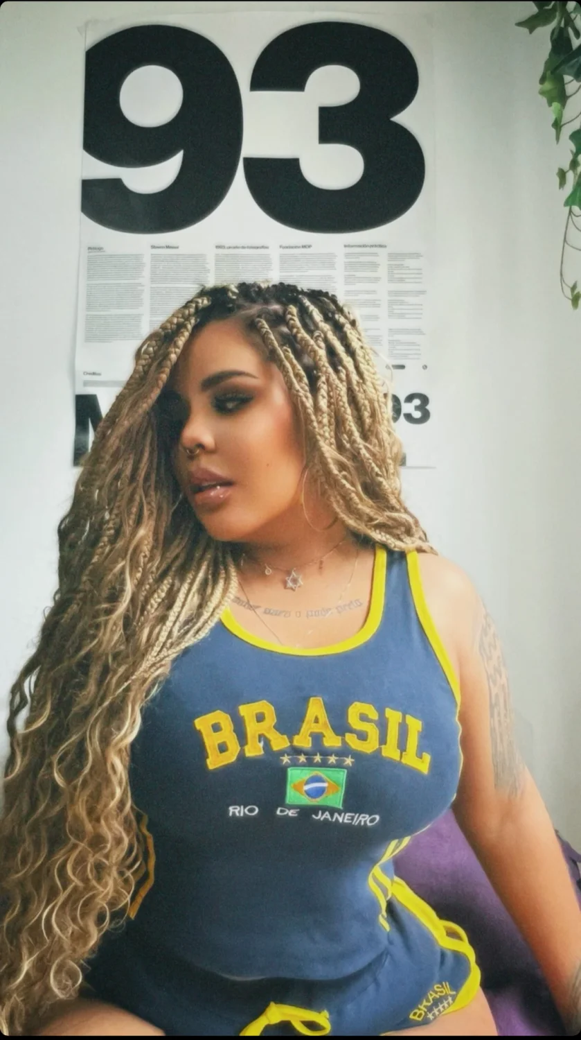 (Tthaissiqueira) Insta (Ela Vende Conteúdo mais sumiu tudo tem um tempo) image 5
