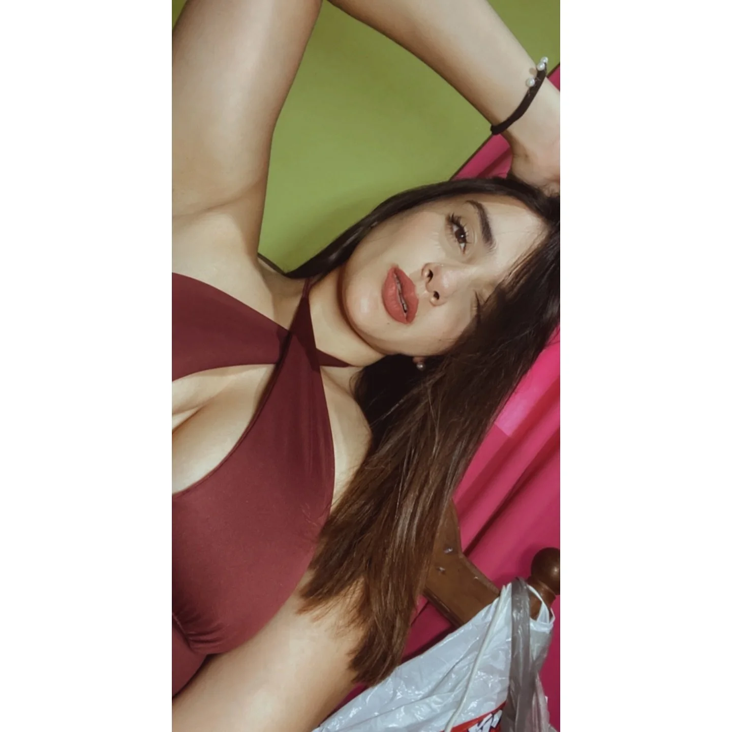 Karen Llanos image 19
