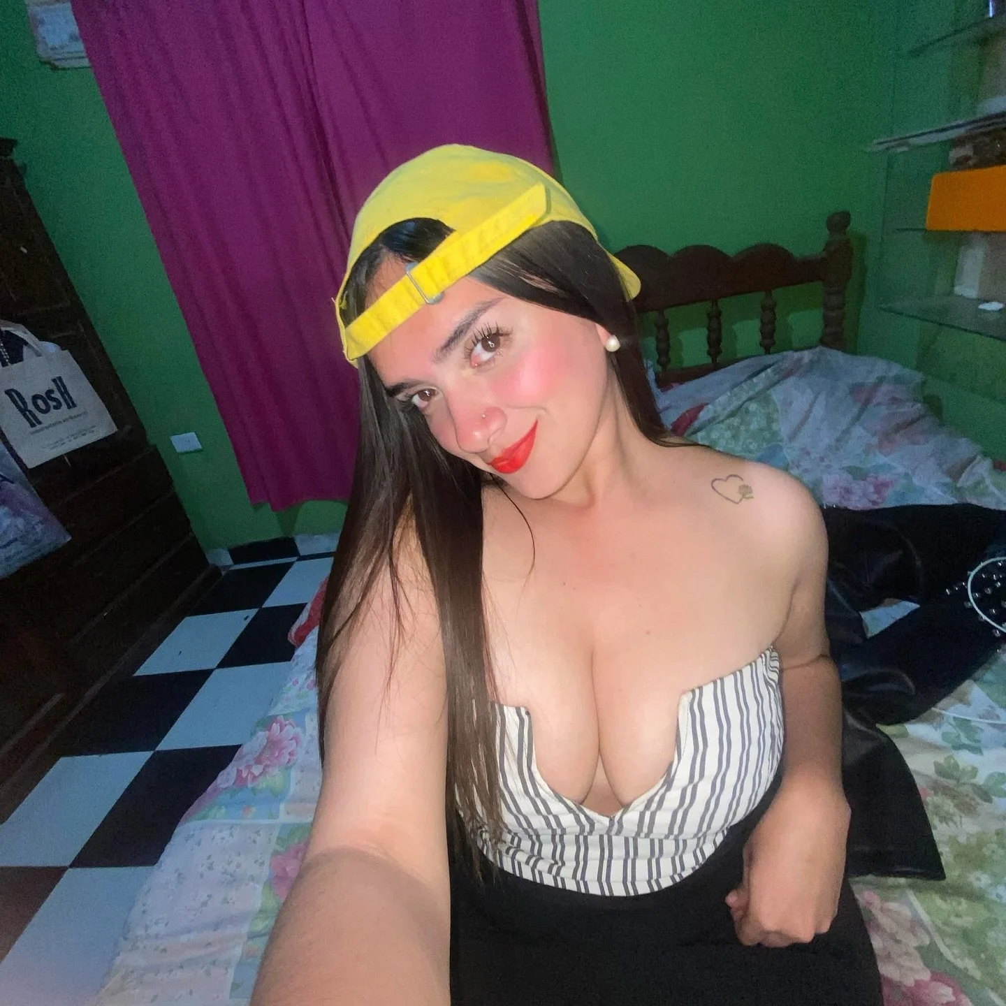 Karen Llanos image 3