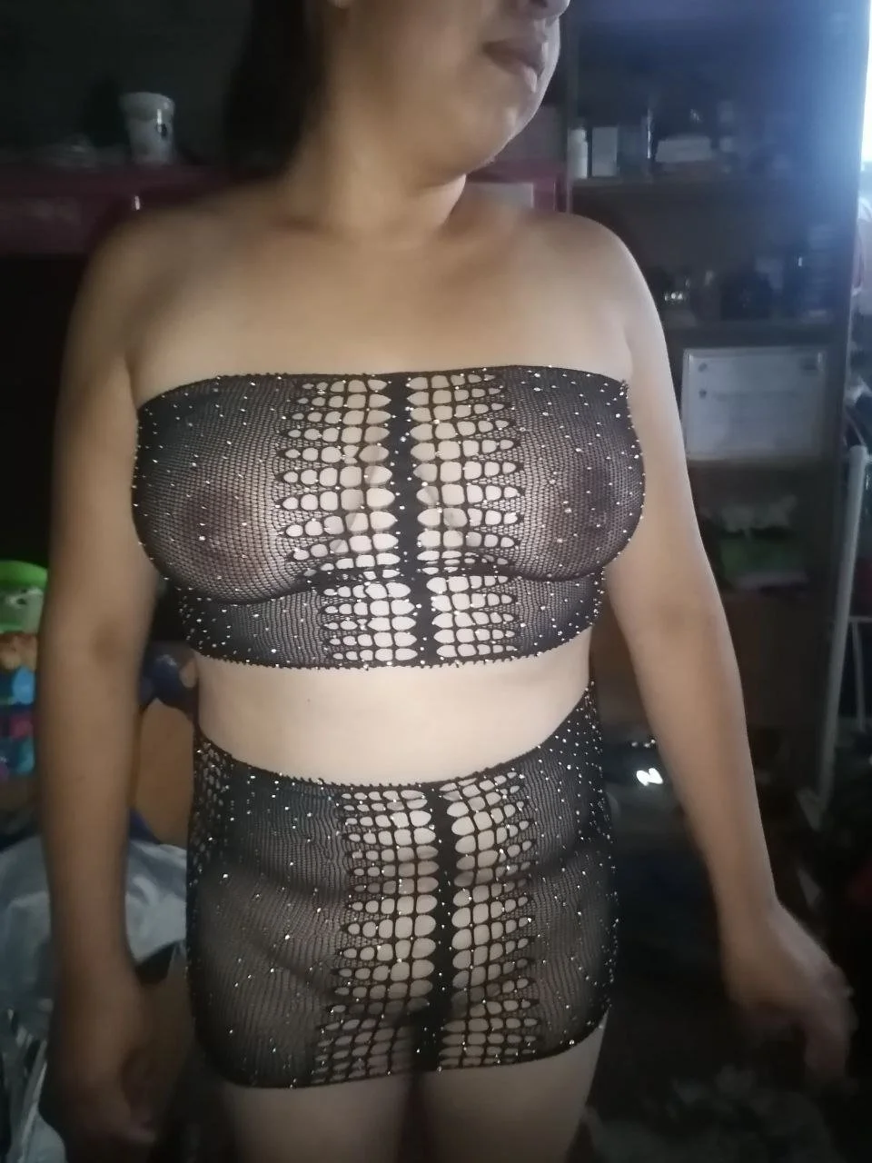 Rica puta expuesta Vanessa mostrando las tetas y la vagina image 12