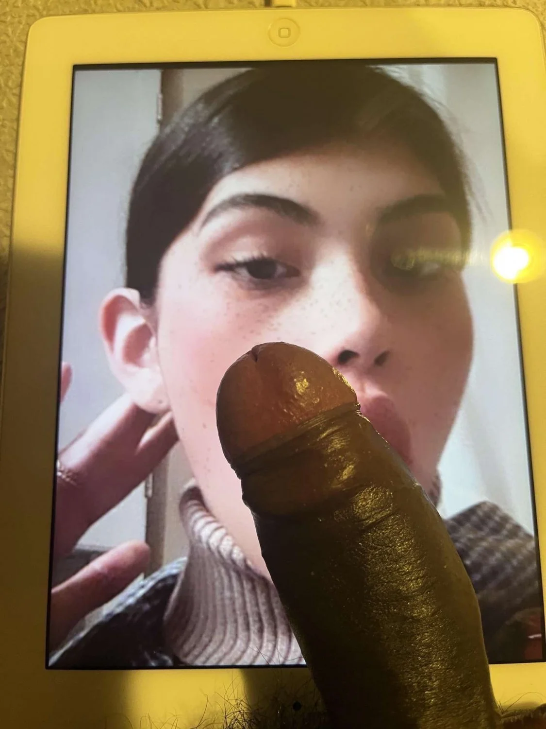 Big Dick Sucking Lip Latina Teen for Big Cock Bulls image 11