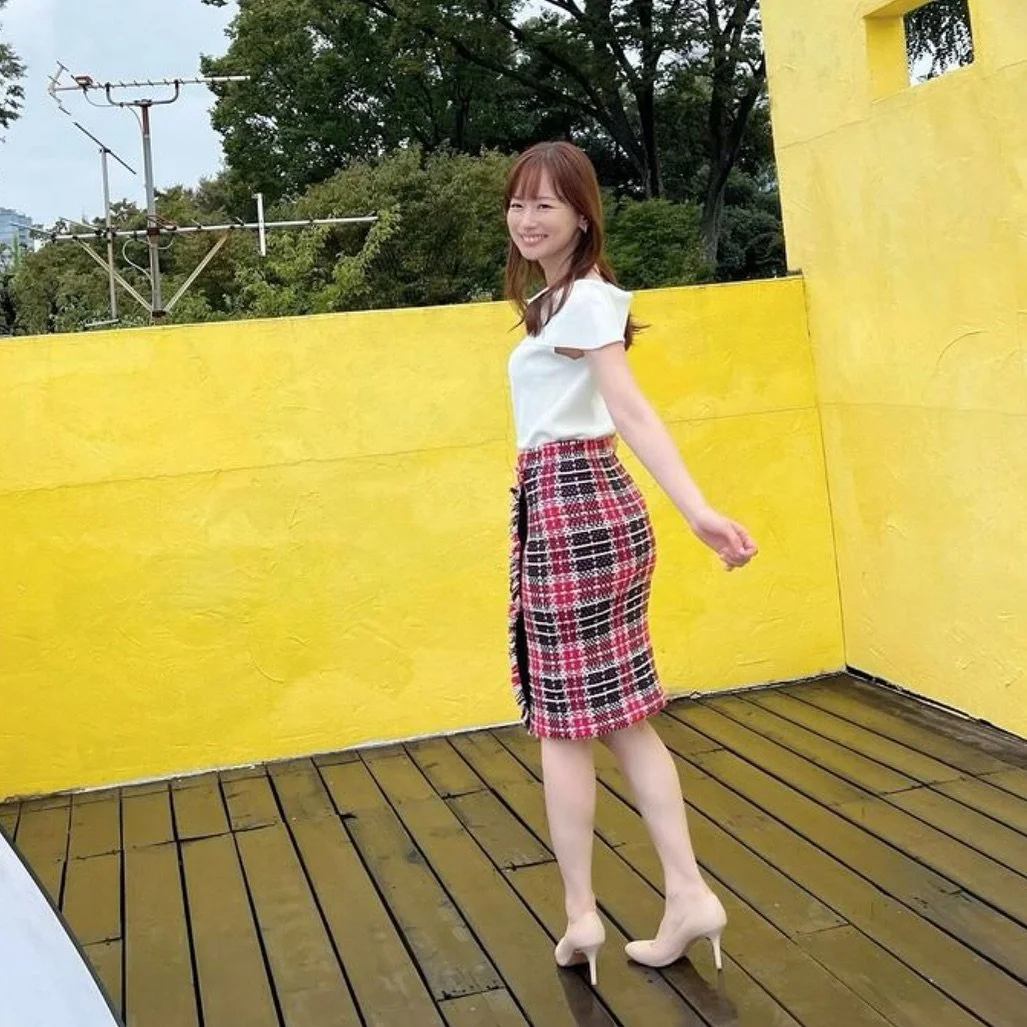 🔚Japanese　顔抜き　フリーアナウンサー　皆藤愛子　ソフトエロ　一発やりたい image 40