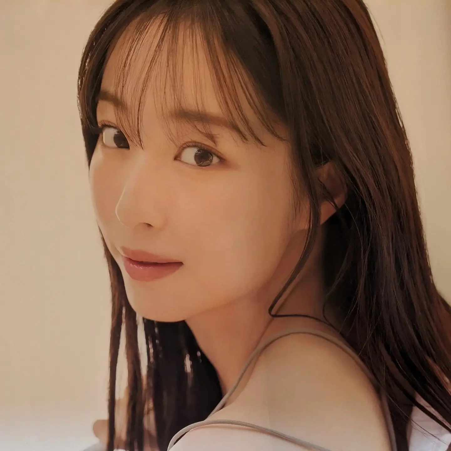 🔚Japanese　顔抜き　フリーアナウンサー　皆藤愛子　ソフトエロ　一発やりたい image 5