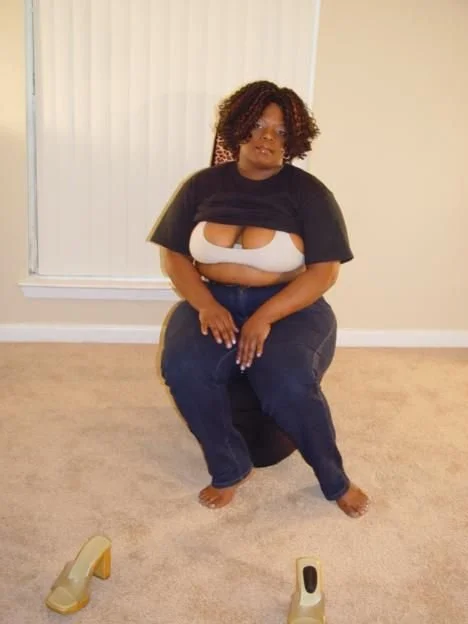 Ebony Moma: Vintage Chick image 27