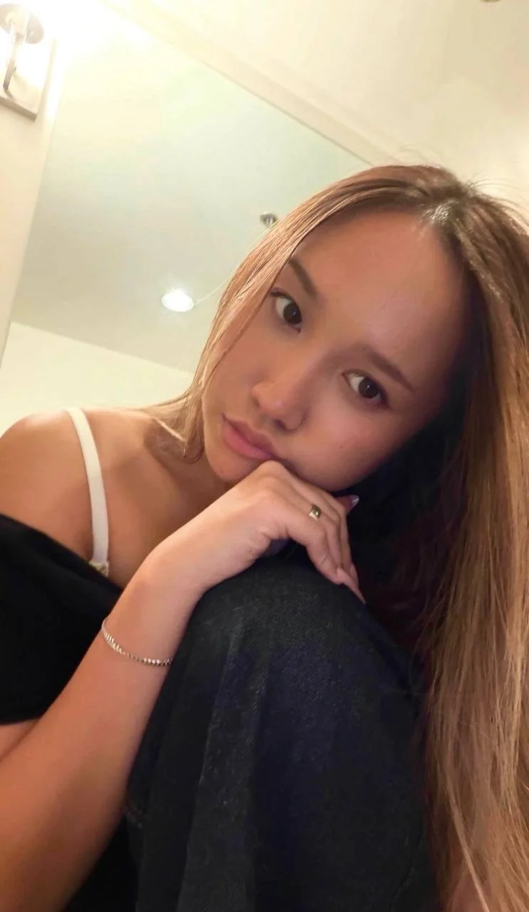 Innocent 20 yr old abg turns into a webslut (irl submission) image 4