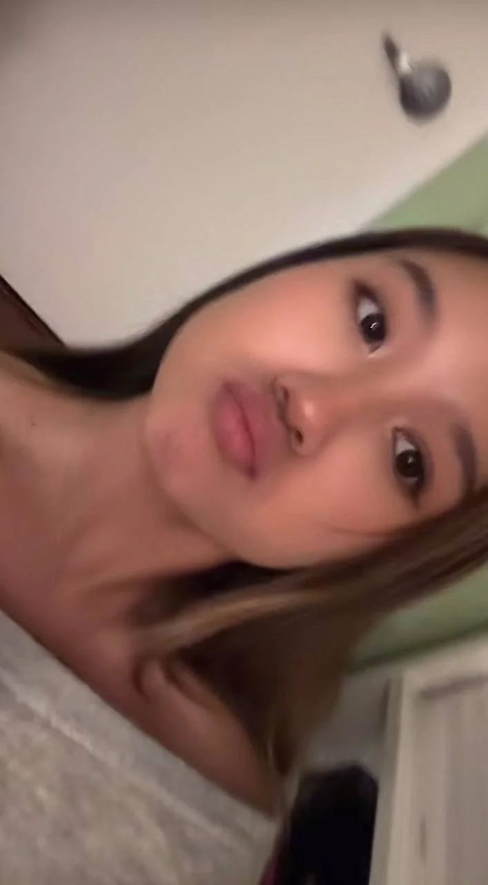 Innocent 20 yr old abg turns into a webslut (irl submission) image 6