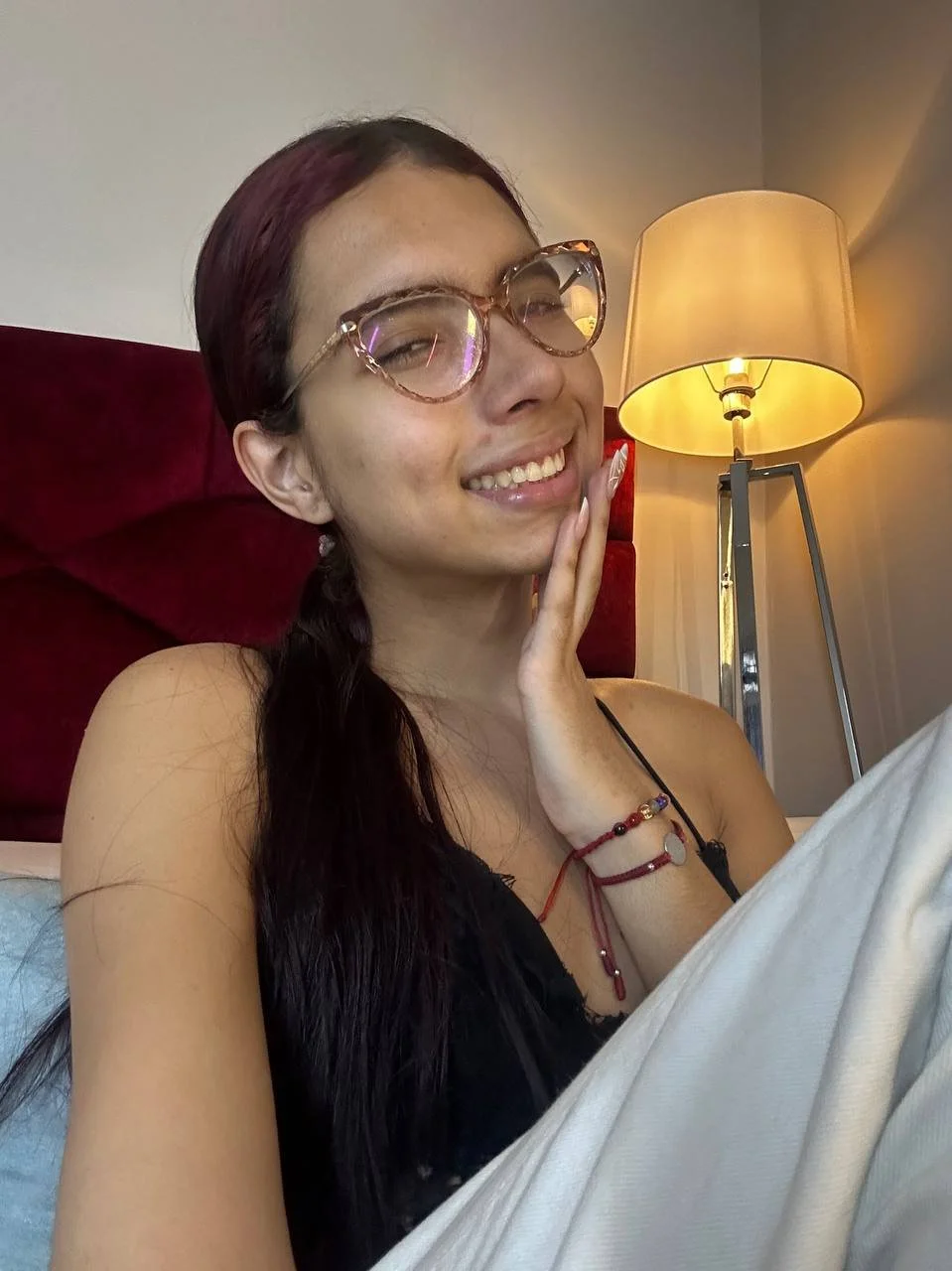 Here I am...ready to make your head spin!!🔥🔥50% off in my onlyfans https://onlyfans.com/sara_saez image 2