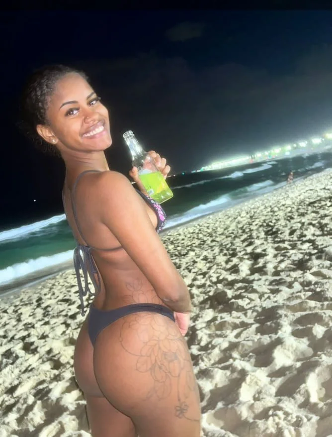 Pretinha do RJ caiu na net vazou a delicia melhores videos amador vazado image 1