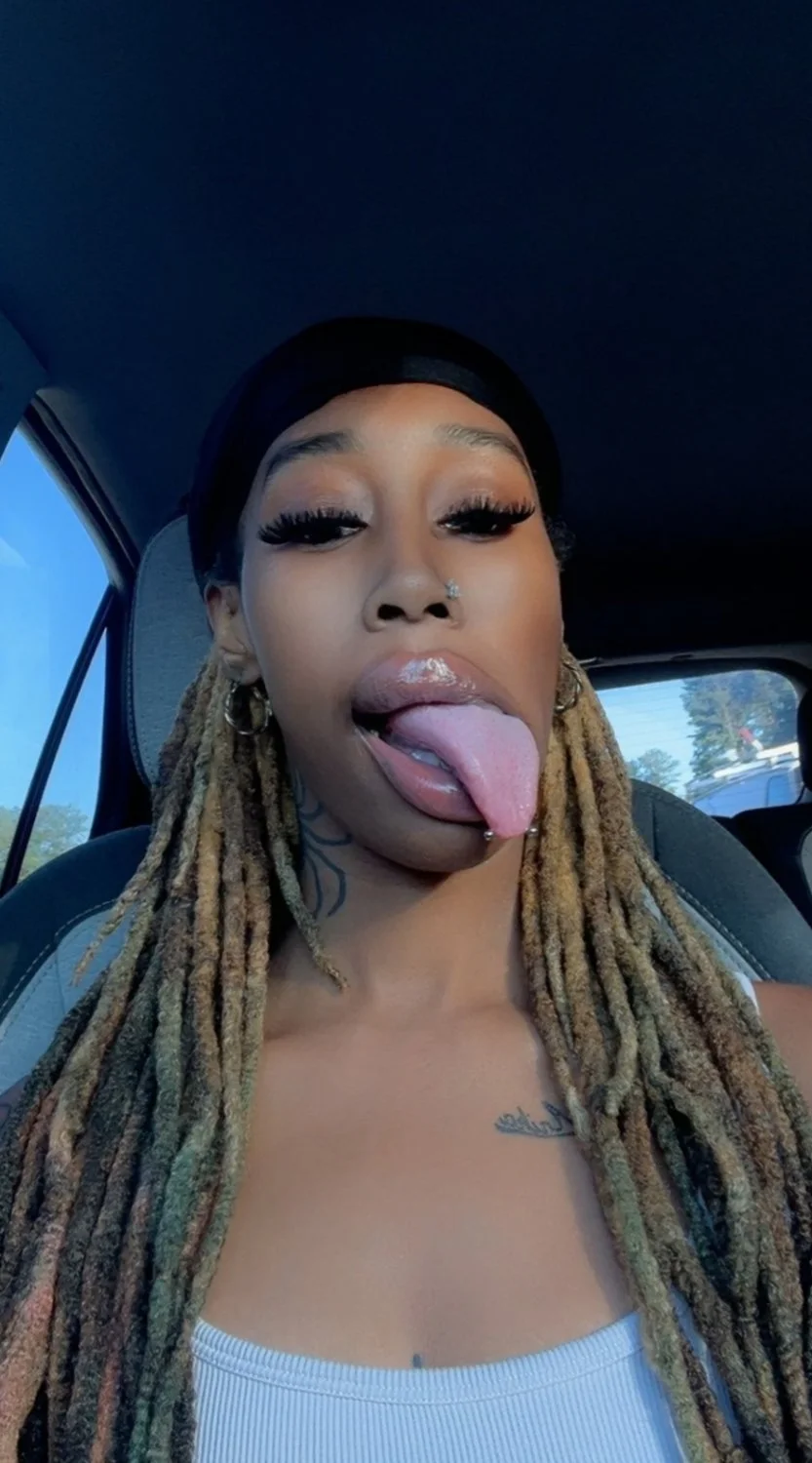 Pretinha delicia dos lábios carnudos 💦🫦 image 3