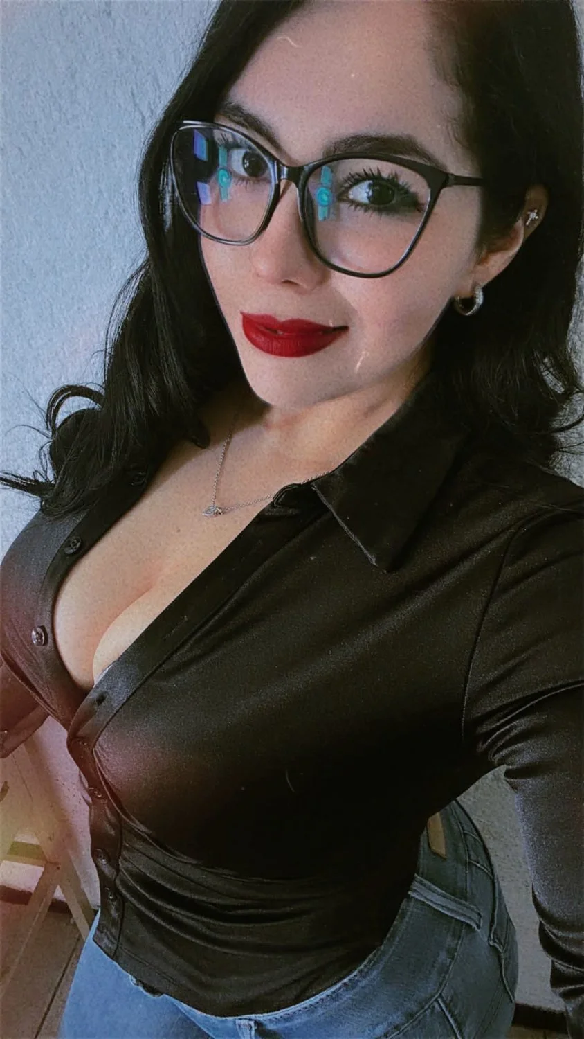 Sluts image 4