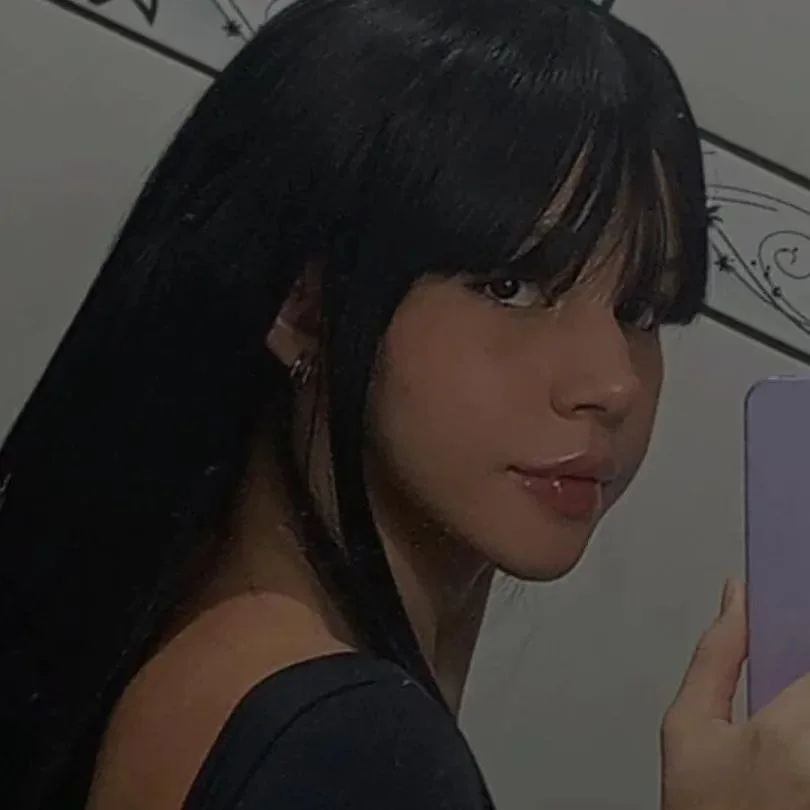 Novinha perva vazou se masturbando pro namorado! putinha foi vazada siriricando pra macho main image
