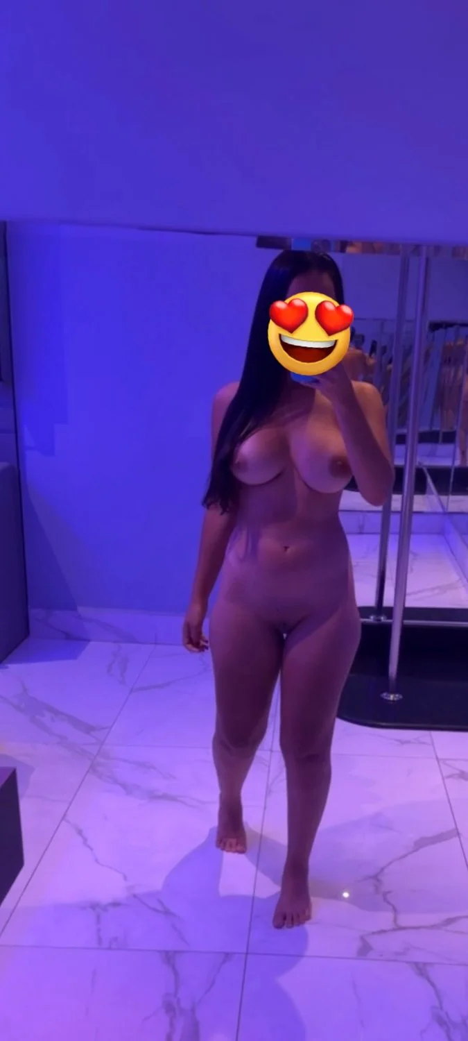 slut for sex main image