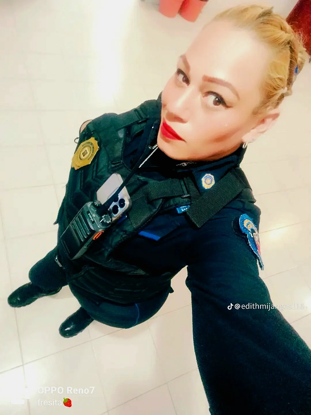 Poli mylf mexicana...sabrosa putita image 10