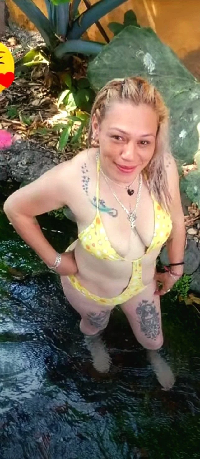 Poli mylf mexicana...sabrosa putita image 13