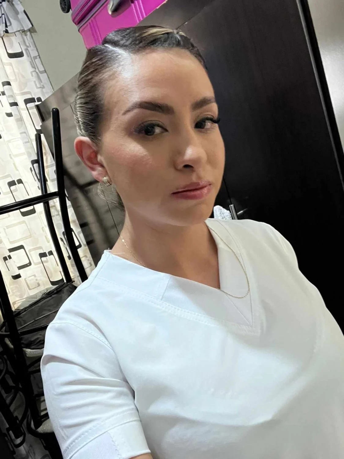 Estheer Enfermera image 14