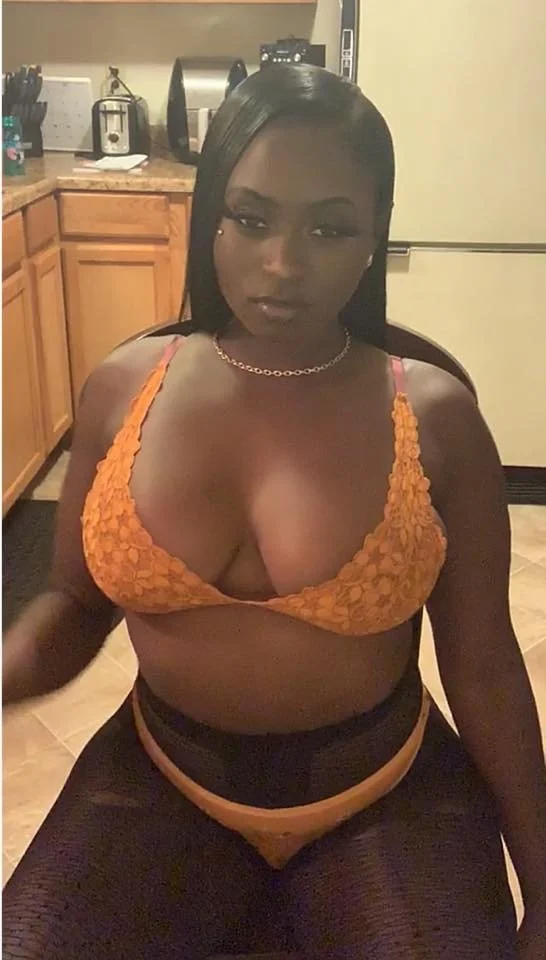 Jenise Shakea Hart II image 39