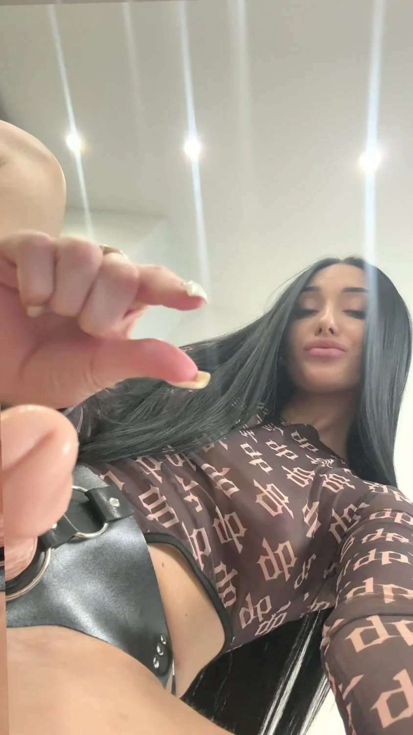 🔞 tight huge tits nude slut fucking dripping 😈💦 See OF image 1