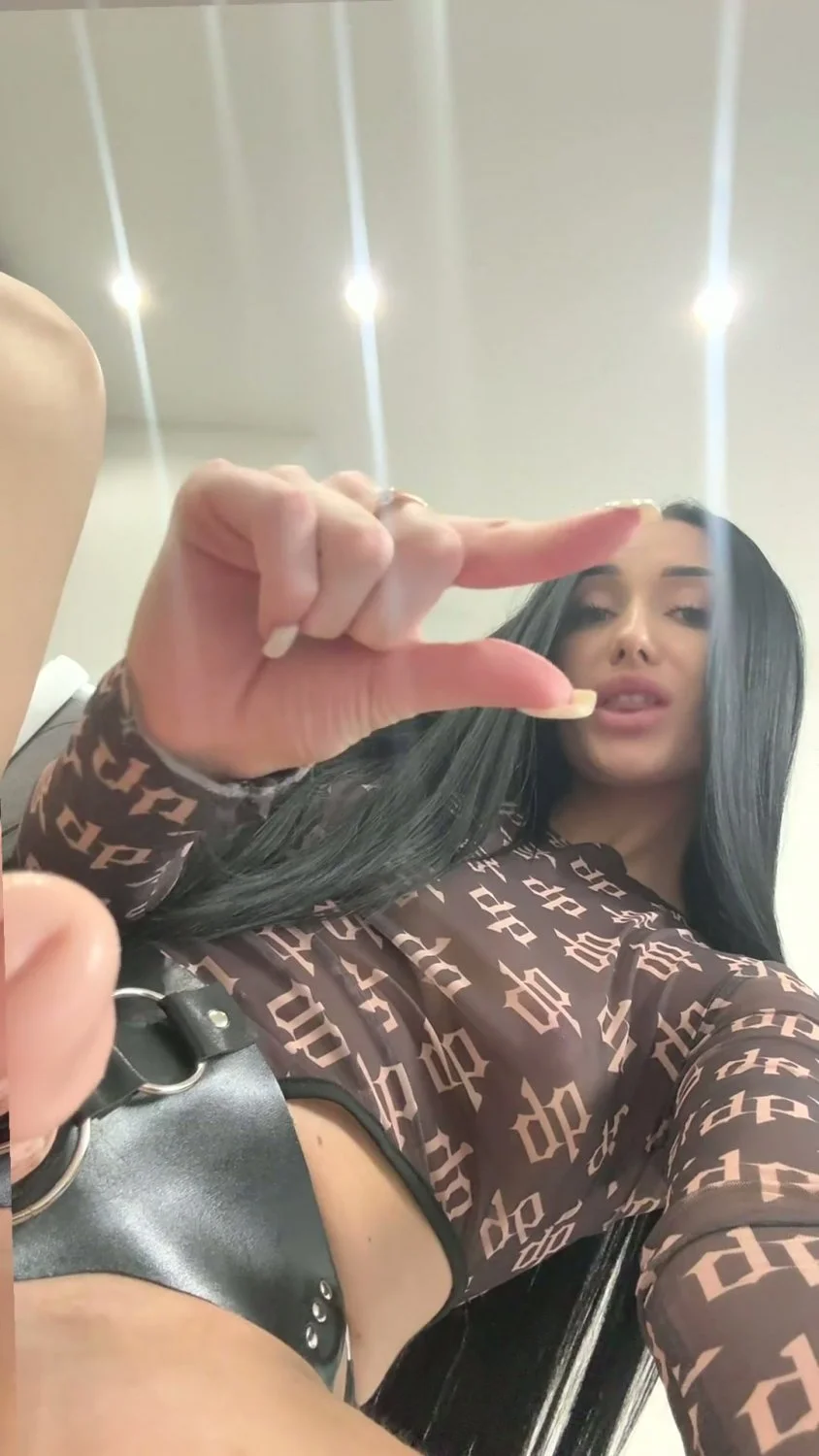 🔞 tight huge tits nude slut fucking dripping 😈💦 See OF image 5