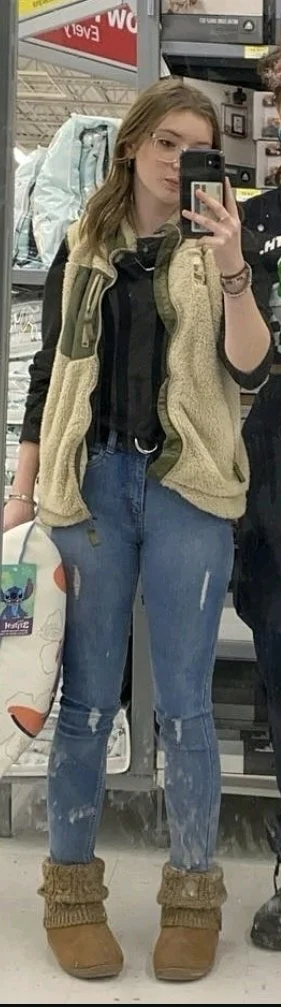 Juliana 18 image 3