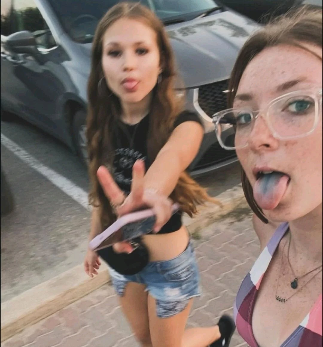 Juliana 18 image 9