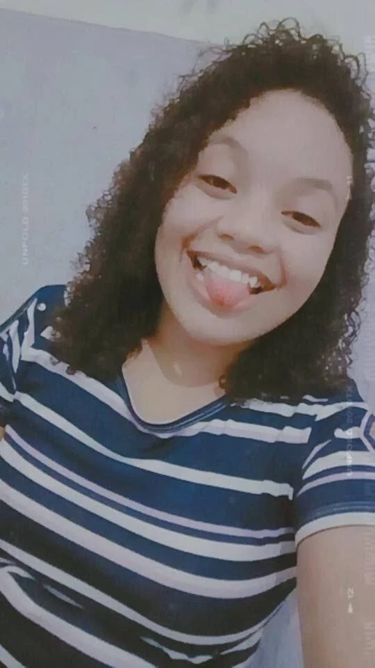 Suzy Vadia Morena Exibindo o Cuzinho e a Bct image 5