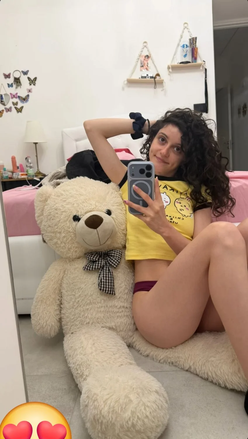 Petite cutie image 14